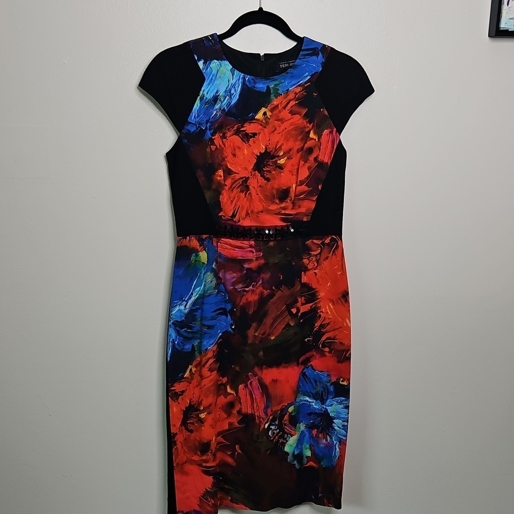 Ricki Freeman Teri Jon Black Red Floral Bodycon Dress Size 4